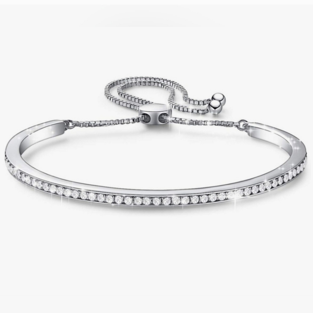NWOT Silver Bangal Bracelet